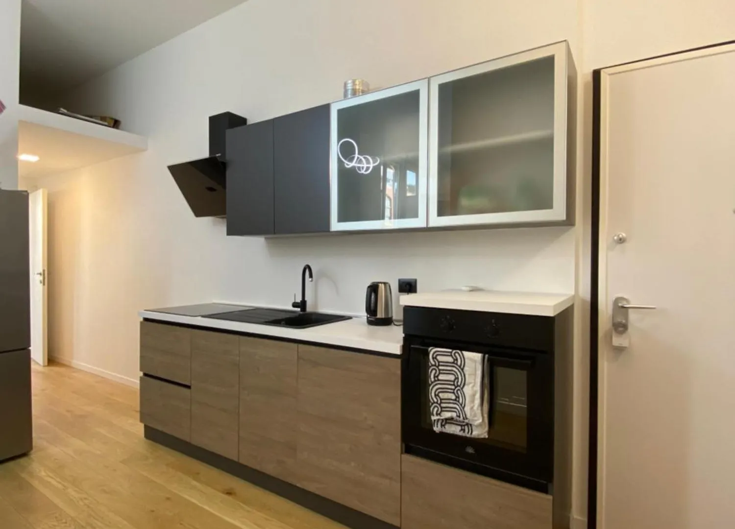 Modern 3 Bedrooms Apartment Milán Italia