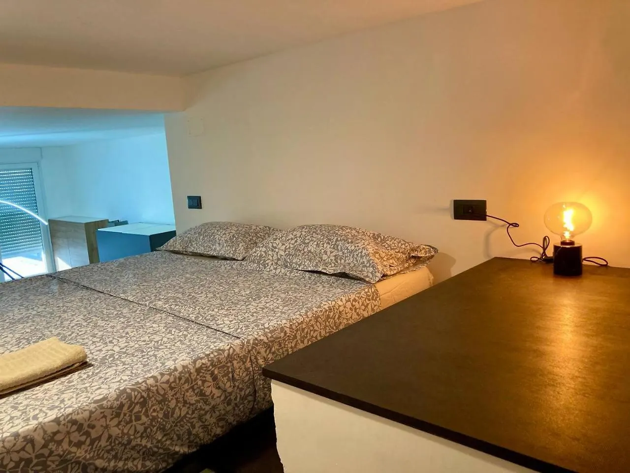 Modern 3 Bedrooms Apartment Milán